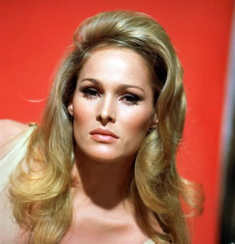 URSULA ANDRESS Nude